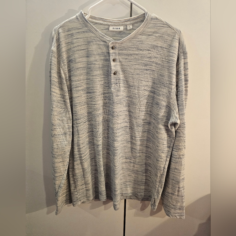 Gray Casual Button Down Shirt with Heathered Texture